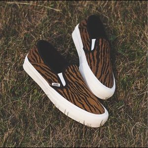 VANS tiger print slip on vans